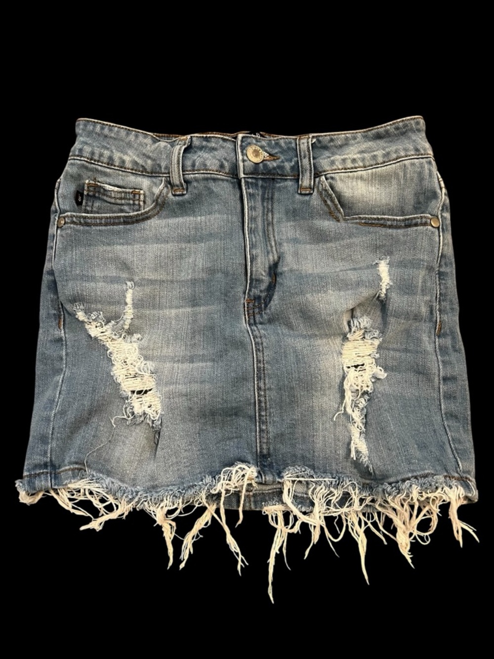 Judy blue Distressed Light Wash Blue Jean Mini Skirt,, Freyed Hem Size 3/small.
